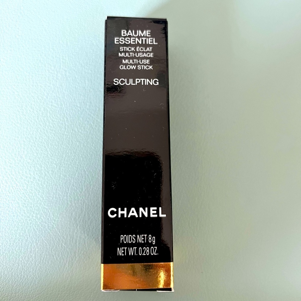 Chanel Baumé Essentiel (Multi-Use Glow Stick) - Sculpting